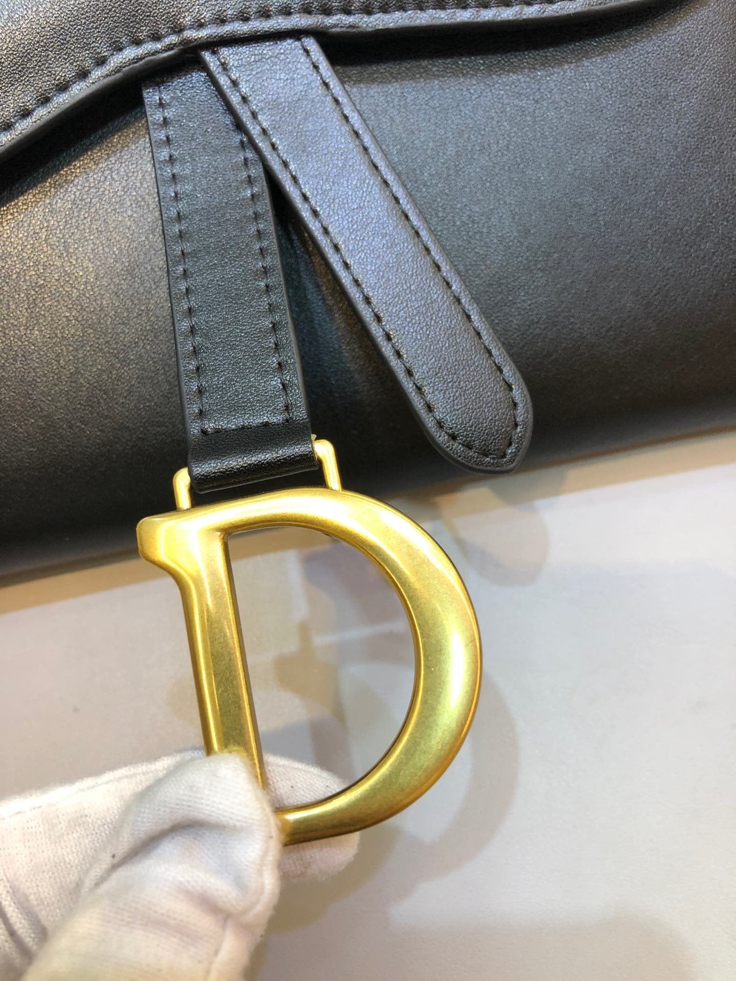 VO - AF Handbags DIR 176