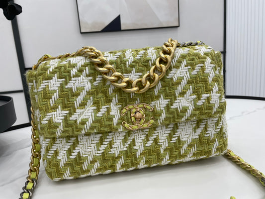 CHL 19 Large Handbag Gold Hardware Green For Women, Women&#8217;s Handbags, Shoulder Bags 11.8in/30cm