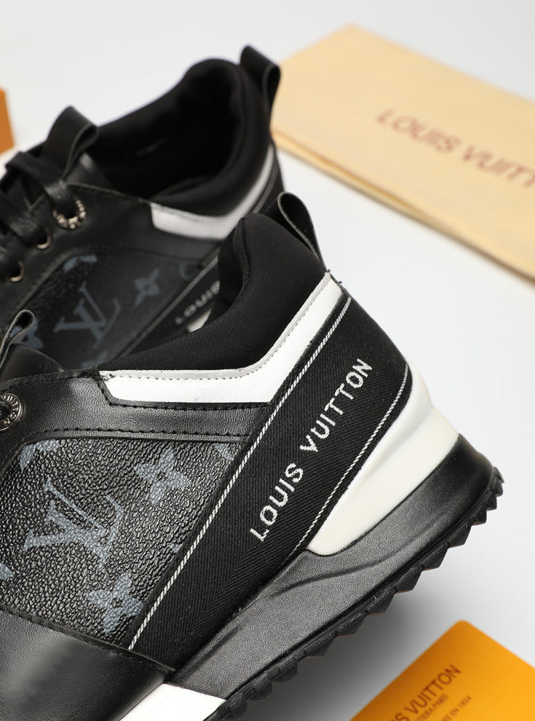VO - LUV Run Away Black Sneaker