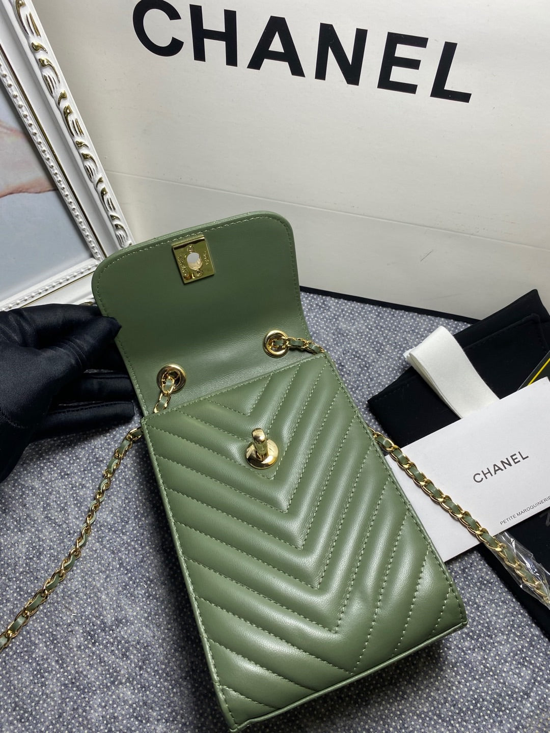 CHL Chevron Trendy CHL Phone Olive Bag For Women 18cm/7in