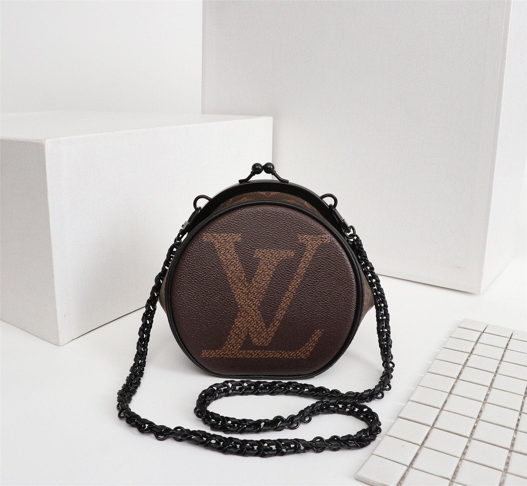 VO - AF Handbags LUV 226