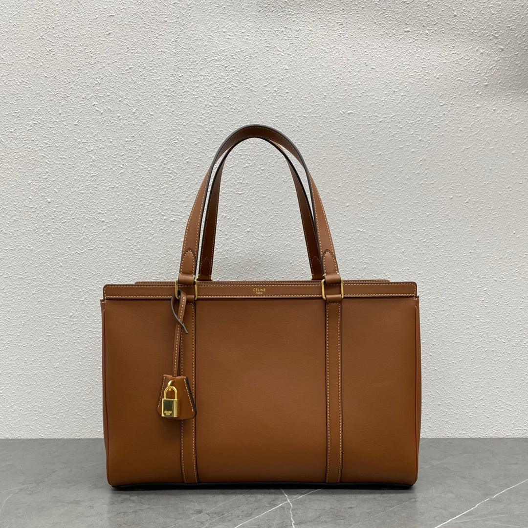 CE Medium Cabas 16 Brown For Women 16in/40cm 197333DUF.04LU