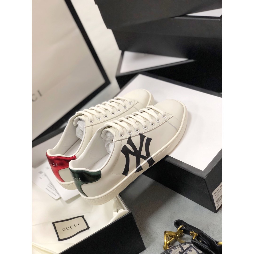 VO - GCI  Ace with MLB  black Sneaker 105