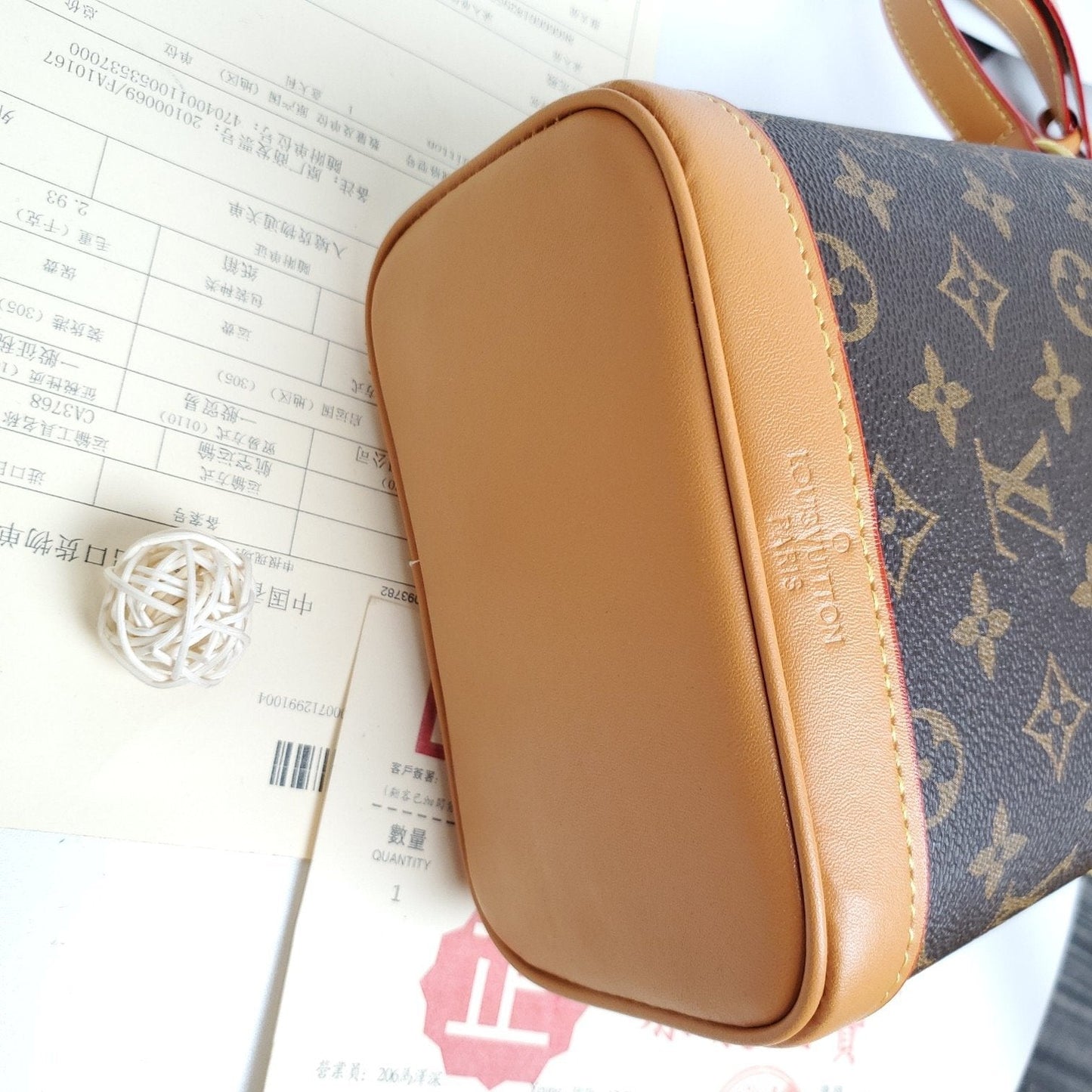 VO - AF Handbags LUV 221