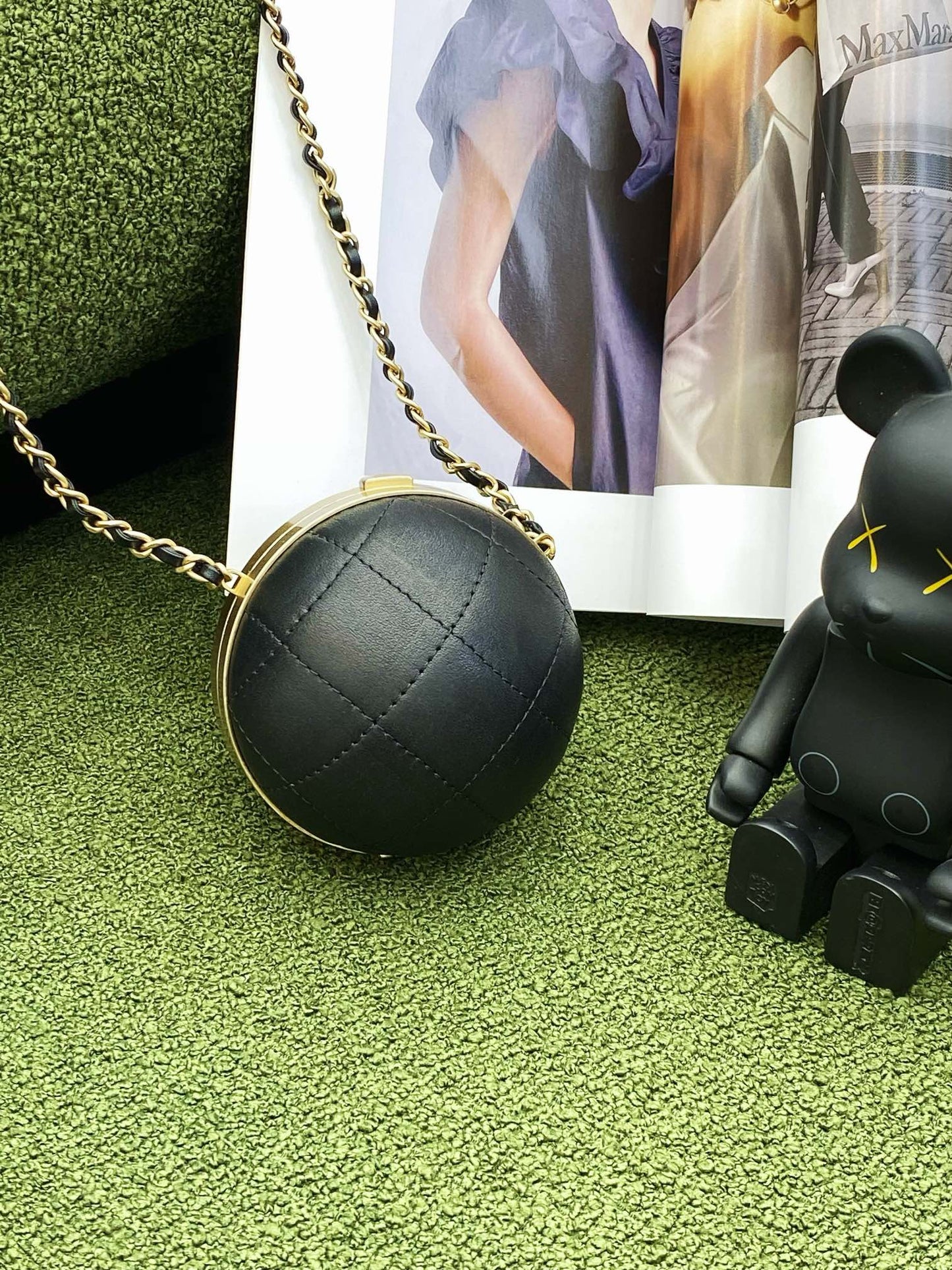 CHL Ball Bag Black and Gold Chain Bag For Women 23.5cm/9.25in