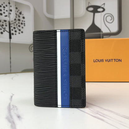 VO - AF Wallets LUV 080