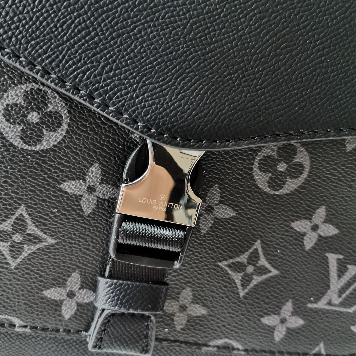 VO - AF Handbags LUV 266