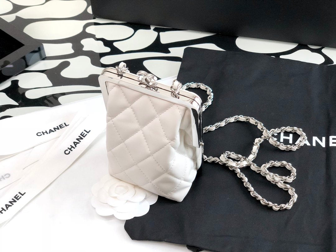 Chanel Cruise Clutch Crossbaby White Bag For Women 13cm/5in