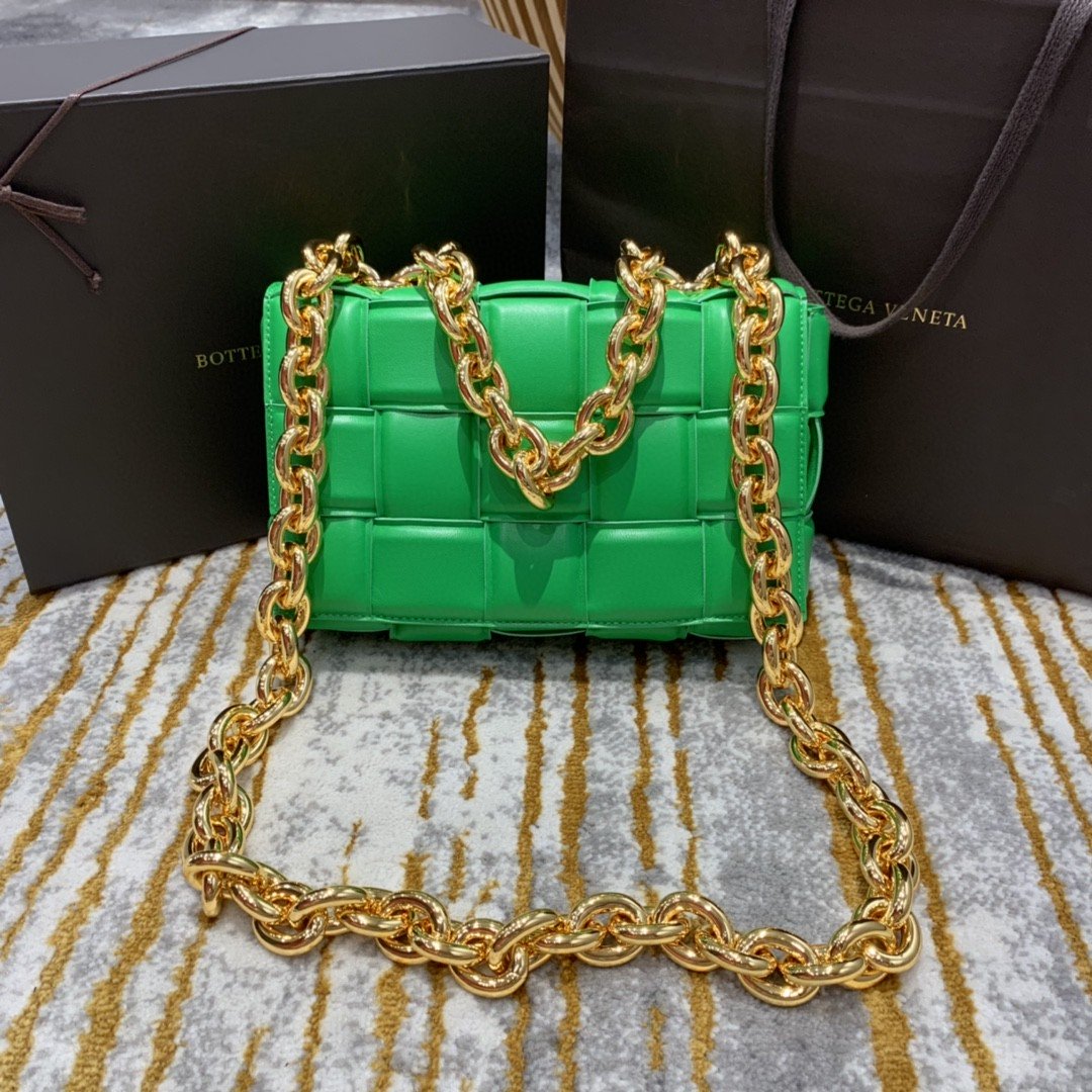 BV Chain Cassette Bag For Women 10.2in/26cm In Green 631421VBWZ03722