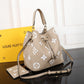 VO - AF Handbags LUV 032