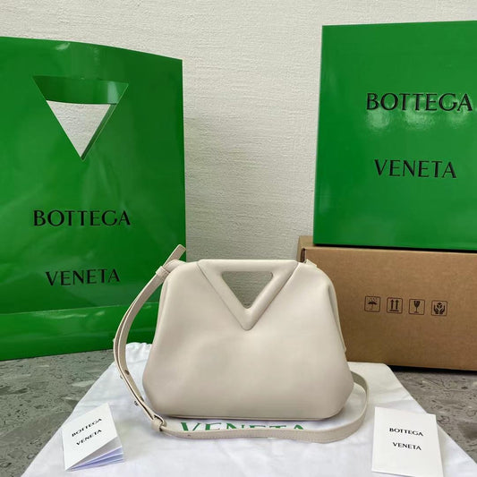 BV Point White, For Women, Women’s Bags 8.6in/22cm 658476VCP409137