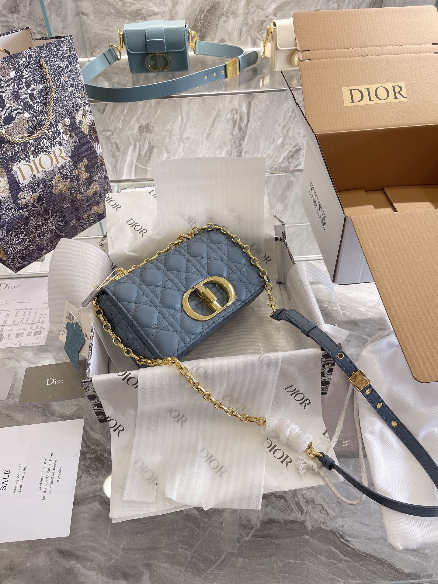 VO - AF Handbags DIR 045