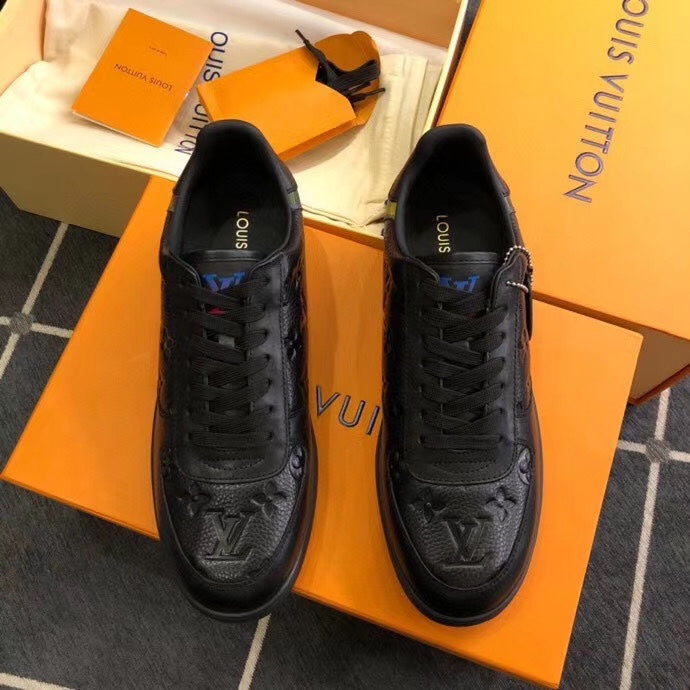 VO - LUV Casual Low Black Sneaker