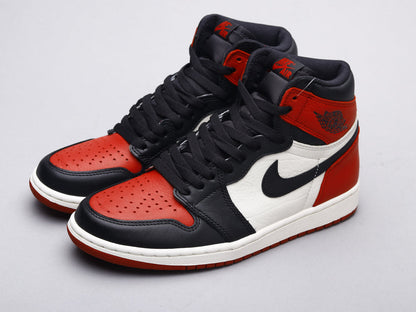 VO - AJ1 black red toe