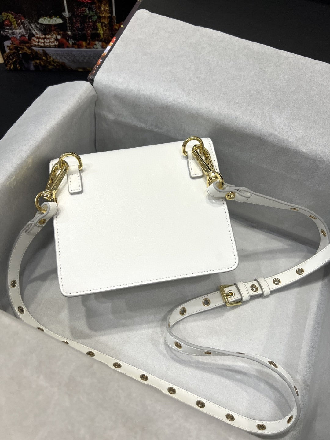 DG Crossbody 3.5 Bag White For Women 6.9in/18cm DG BB7037AW57680002