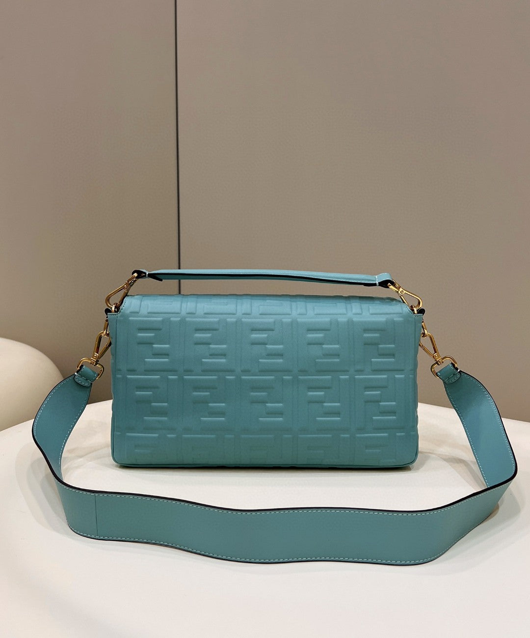 FI Baguette Medium Mint Green Bag For Woman 27cm/10.5in 8BR600A72VF1IV6