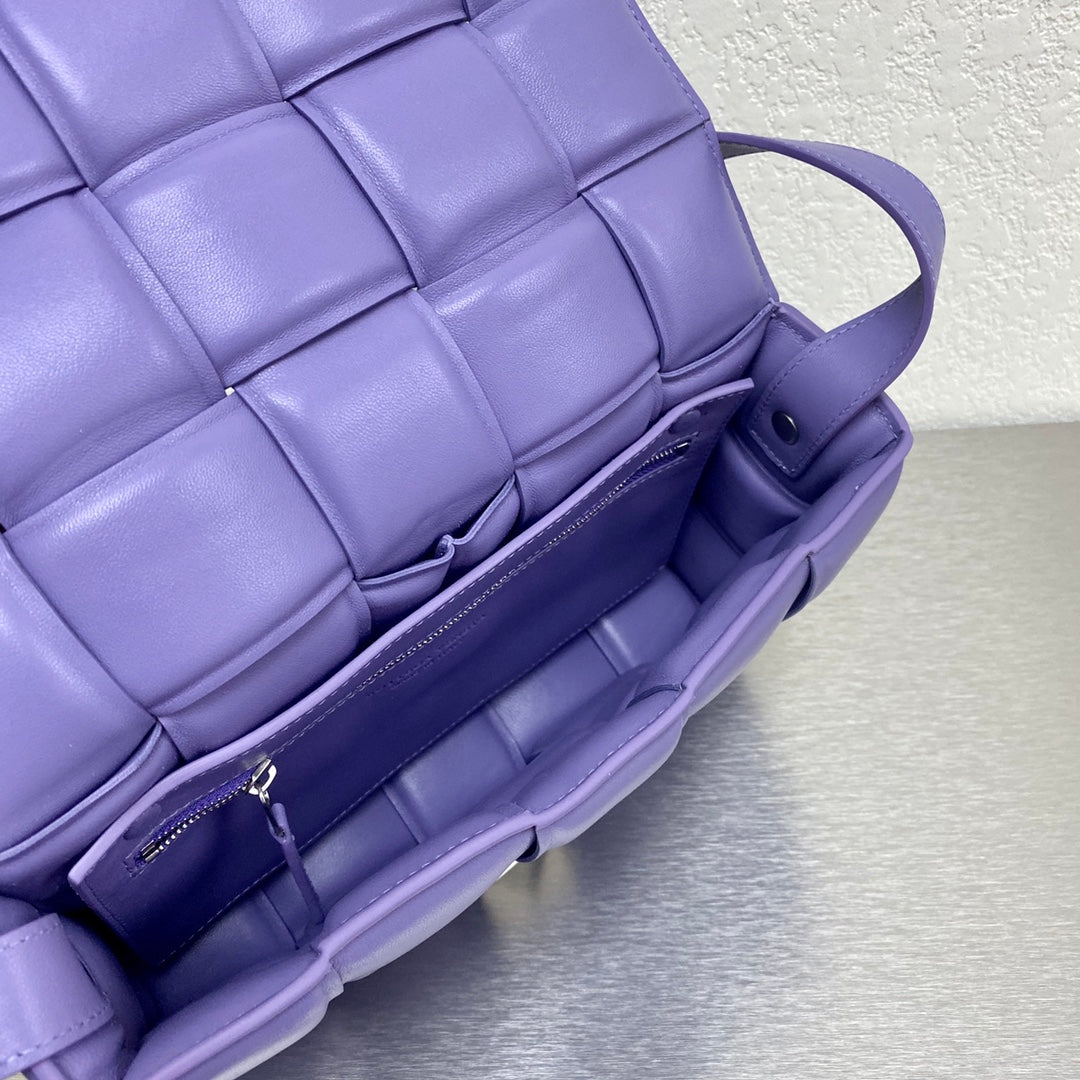 BV Padded Cassette Violet, For Women, Women’s Bags 10.2in/26cm