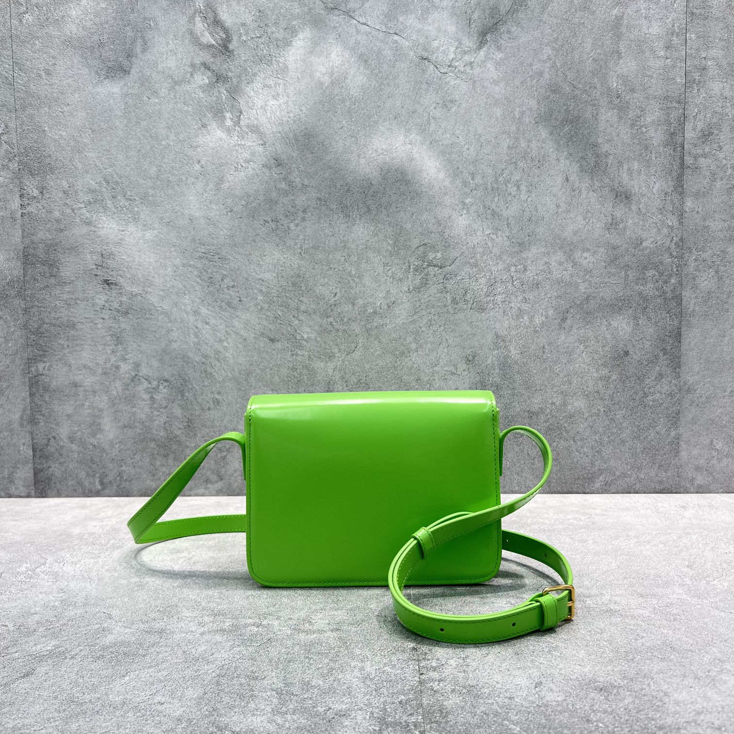 CE Mini Classique Cuir Triomphe Bag Green For Women 7.1in/18cm