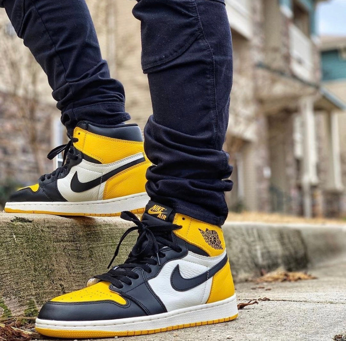 VO - AJ1 Yellow Toe