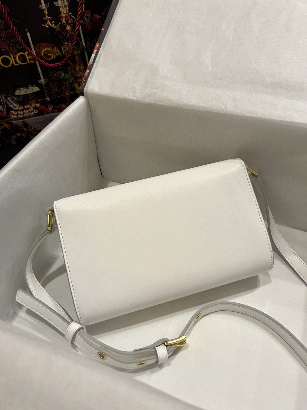 DG 3.5 Clutch White For Women 8.3in/21cm DG BB7082AW57680002