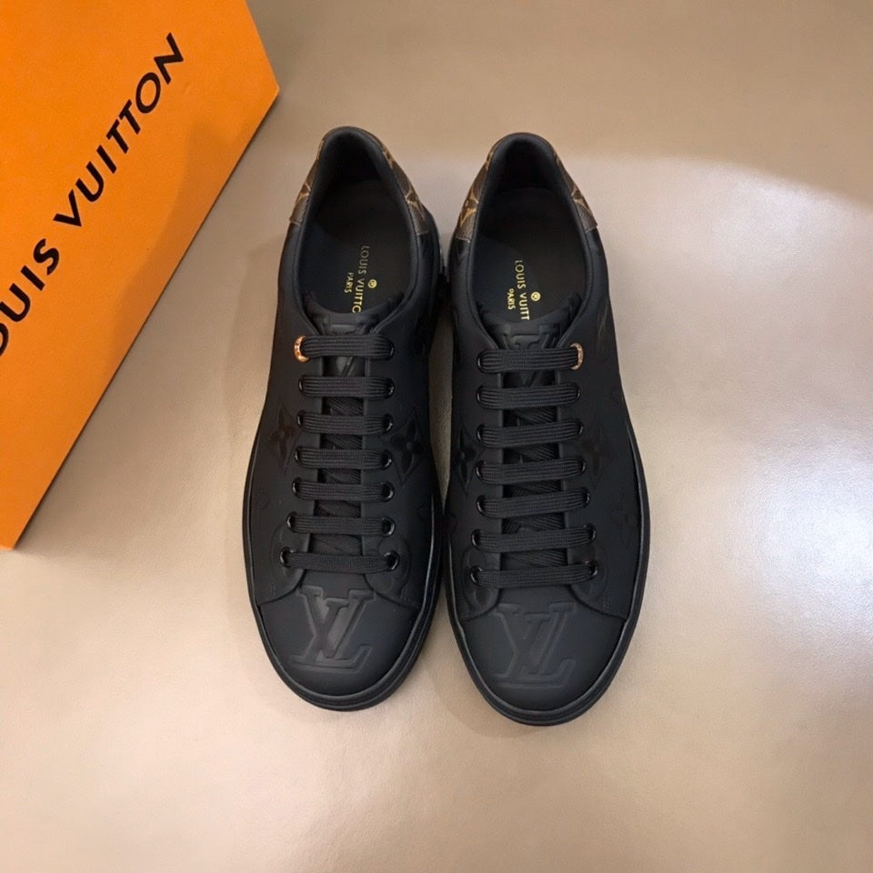 VO - LUV Casual Slip Black Sneaker