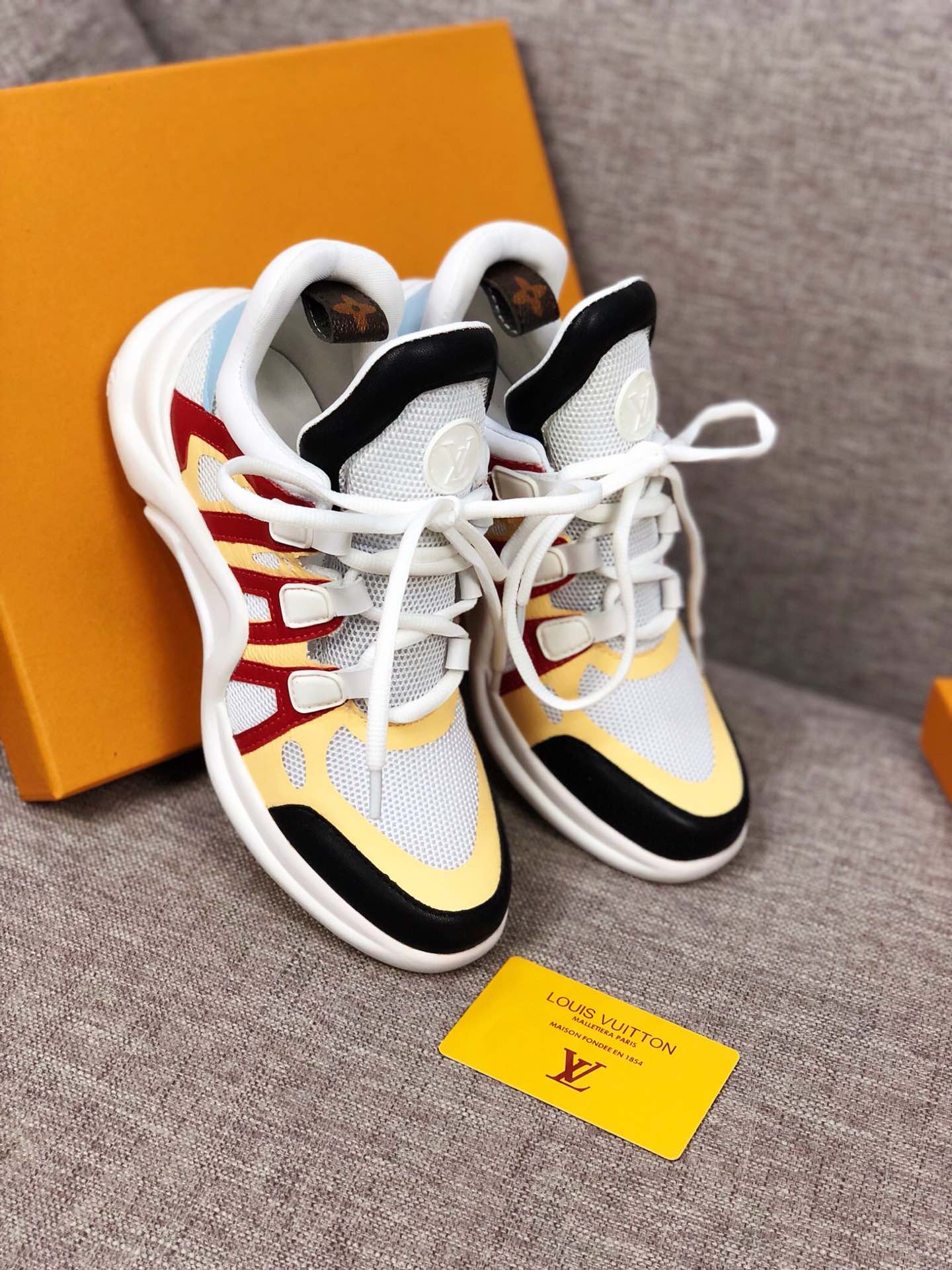 VO - LUV Archlight Red Yellow Sneaker