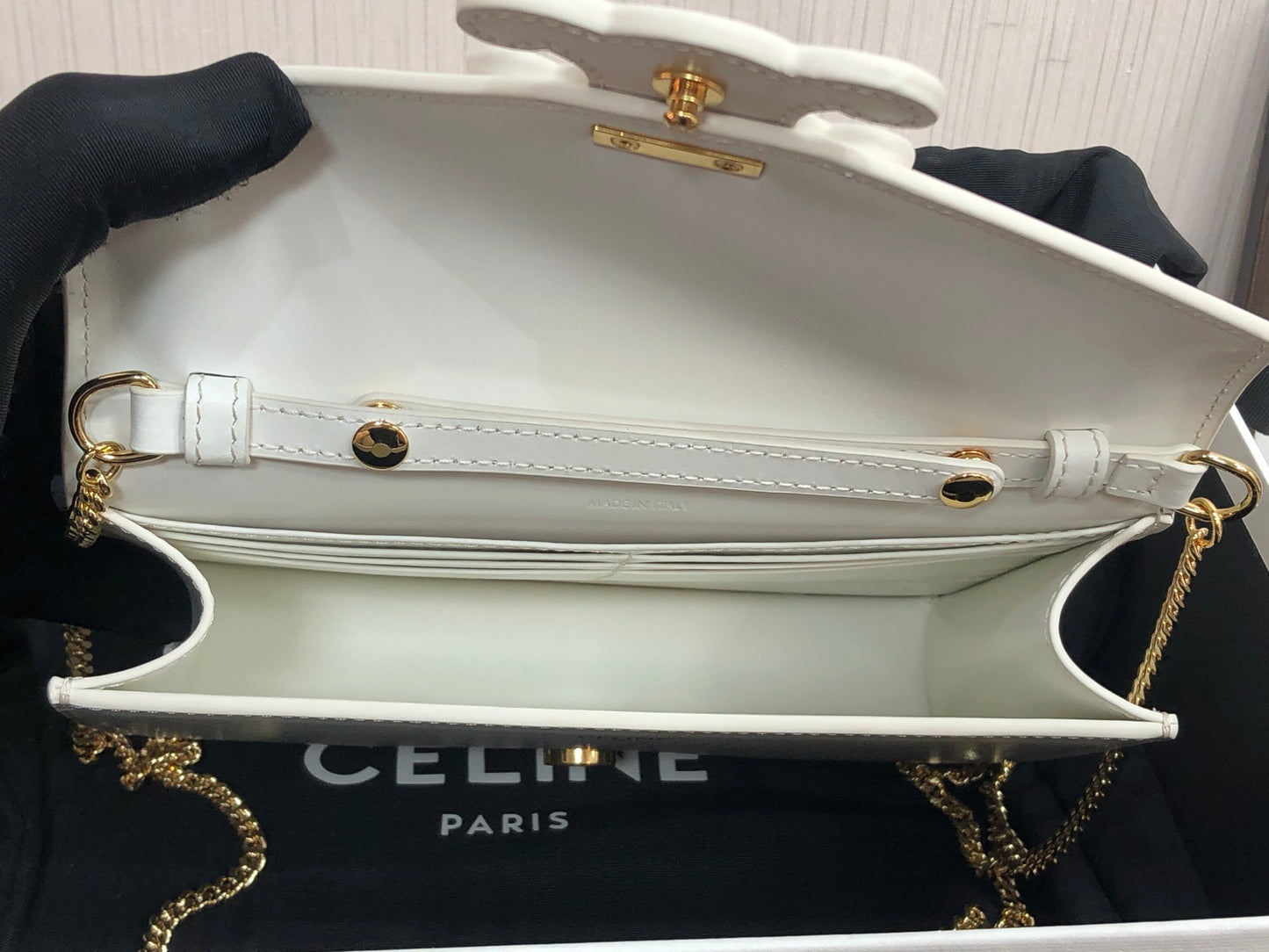 CE Wallet On Chain Triomphe White For Women 7in/19cm 