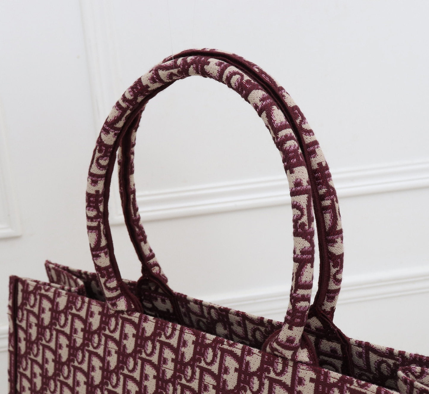 VO - AF Handbags DIR 140