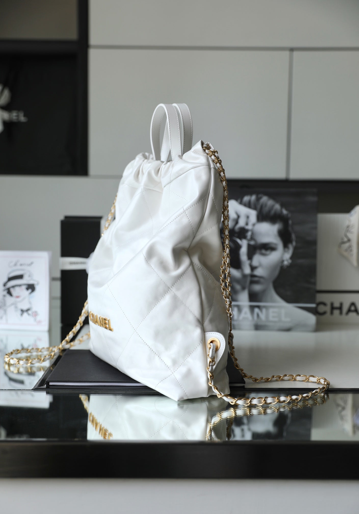 ChanelLarge Chanel22 Backpack White For Women, Women&#8217;s Bags 19.9in/51cm AS3313 B08037 10601